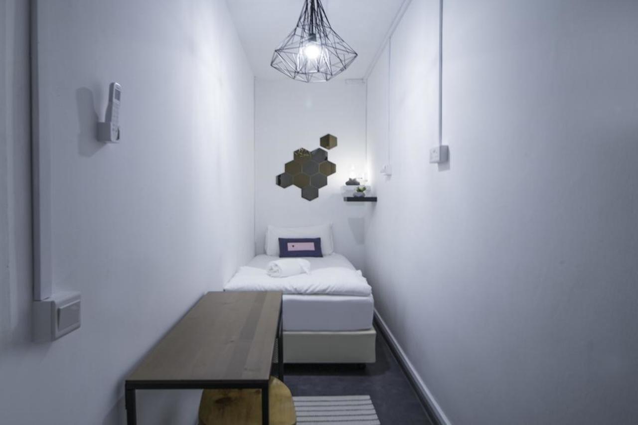 Hotel kapsul Bond Boutique Capsule @ Bugis 2*